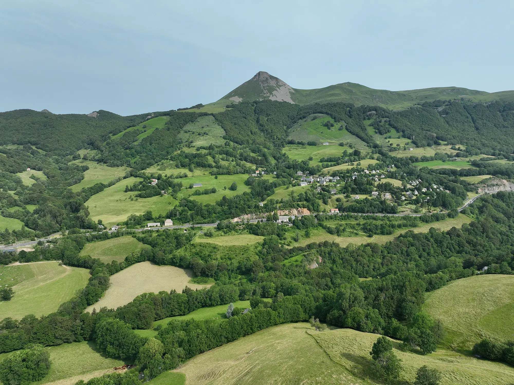 Le Puy Griou, Mont du Cantal : commune de Saint-Jacques-des-Blats