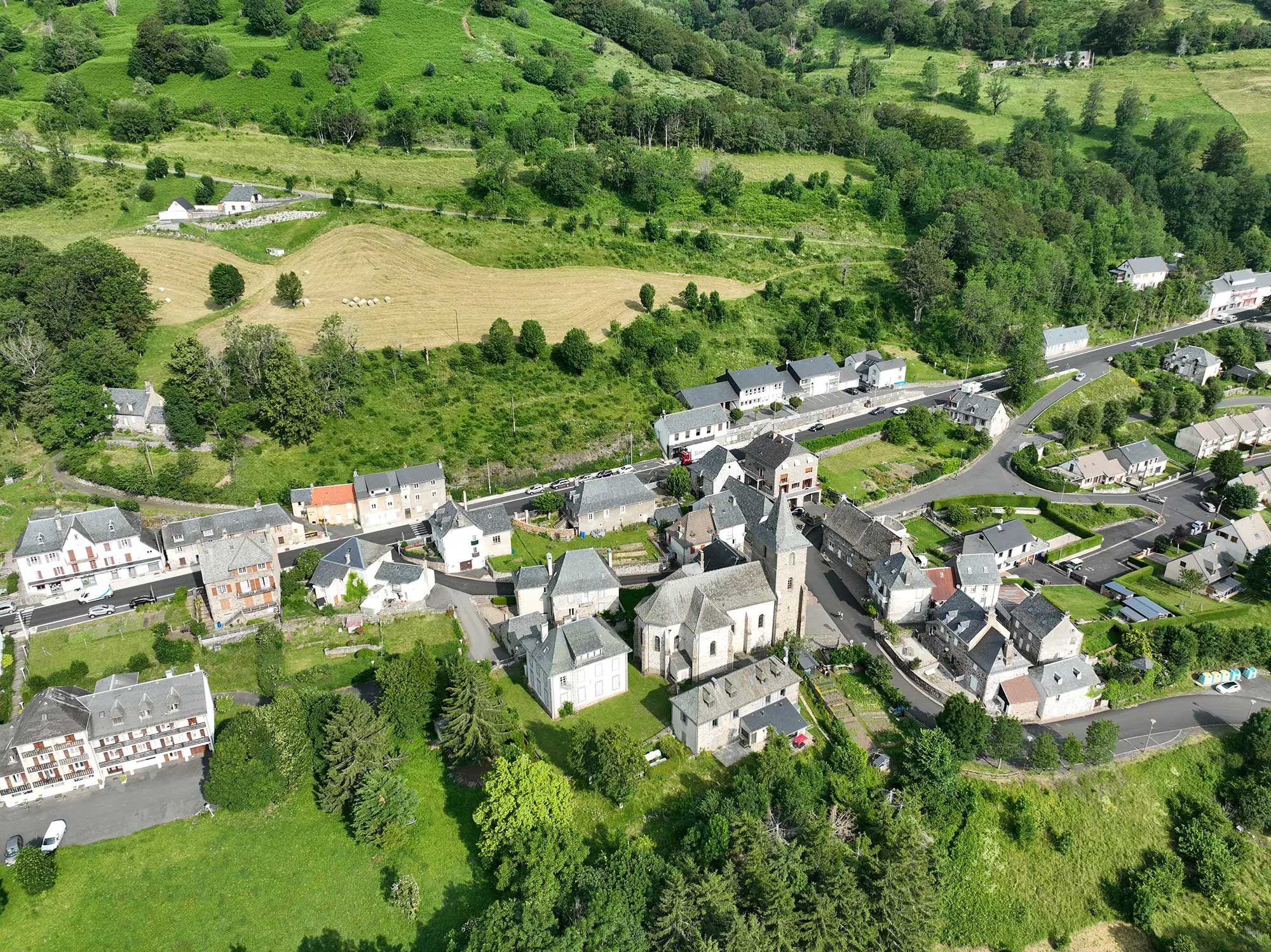 Saint-Jacques-des-Blats, commune du Cantal 
