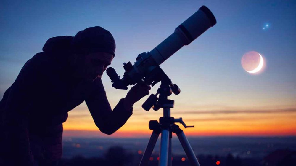 Cet été, rendez-vous pour deux soirées "Astronomie" gratuites et ouvertes à tous ! Rendez-vous le 10 juillet à Vic-sur-Cère et le 13 août à Saint-Jacques-des-Blats